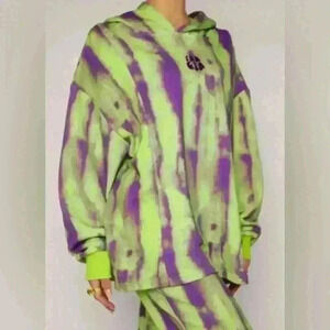 I. AM.GIA tie dye sweatshirt size xs